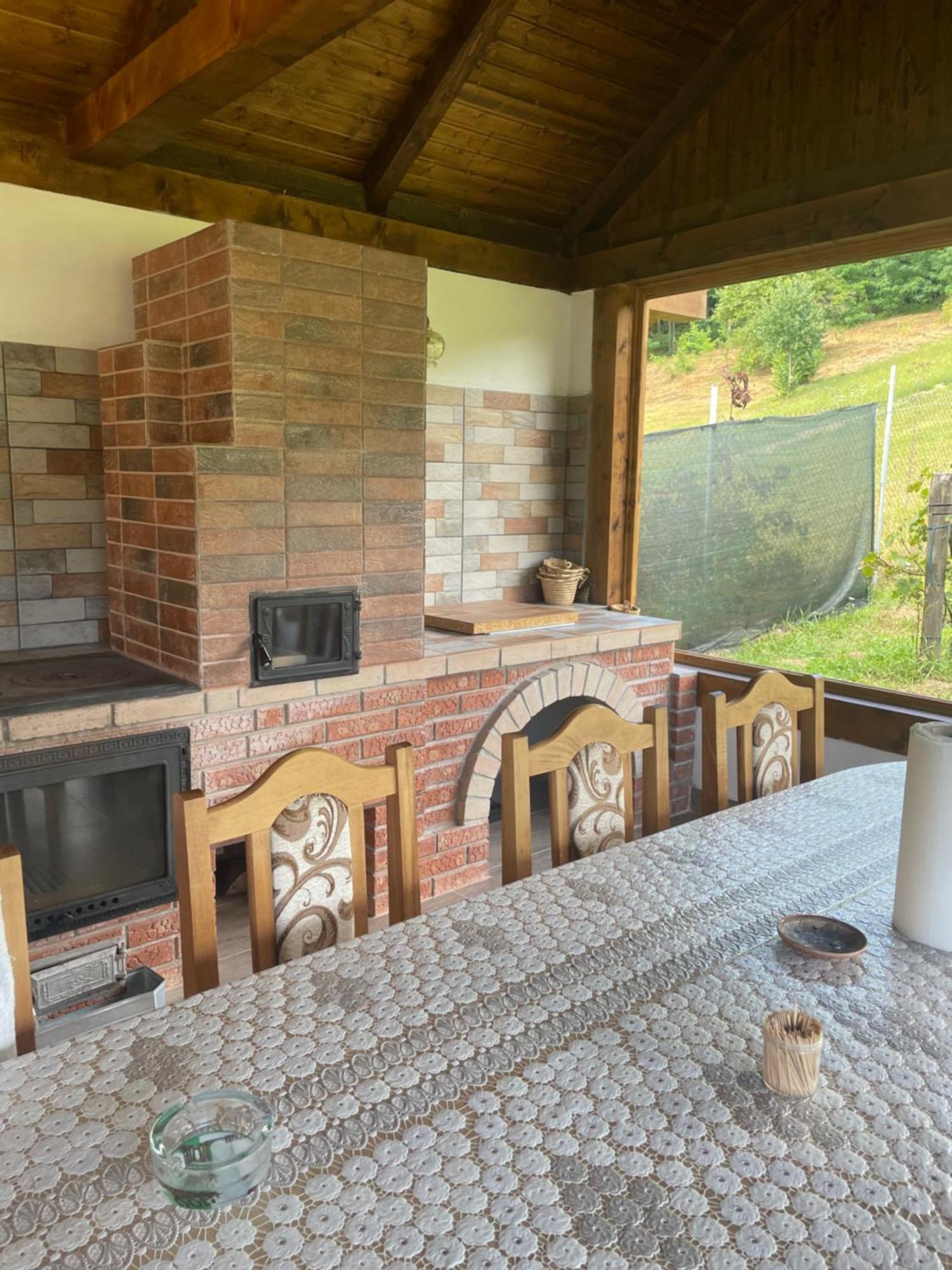 בית נופש Casa Rosca Tomsani